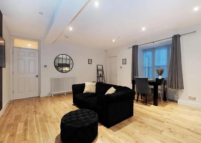 One Of A Kind Historic 3 Bedroom Apartment